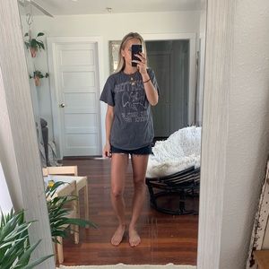 Tops - Distressed Graphic Tee Tops - Distressed Graphic Tee